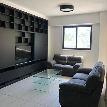 Modern Luxury Apartment In The Heart Of Nicosia Esterno foto