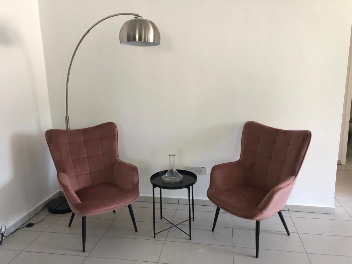 Modern Luxury Apartment In The Heart Of Nicosia Esterno foto